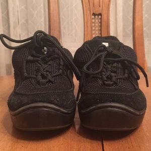 Revolution Hip Hop Shoes